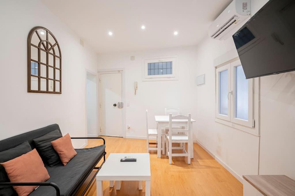 Espiritu Santo, Comodidad Para 2 En Malasana Madrid Luaran gambar