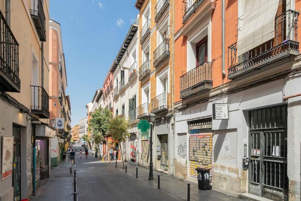 Espiritu Santo, Comodidad Para 2 En Malasana Madrid Luaran gambar