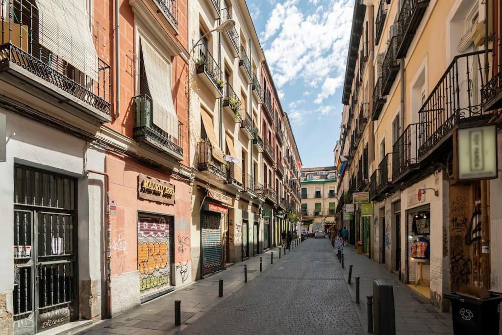 Espiritu Santo, Comodidad Para 2 En Malasana Madrid Luaran gambar